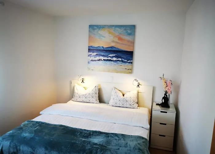 Mala Vala #1 - Seeview - 80 Qm - 2 Sz - 4 Pers Appartement Trogir